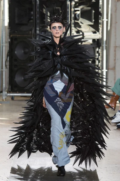 Look 45